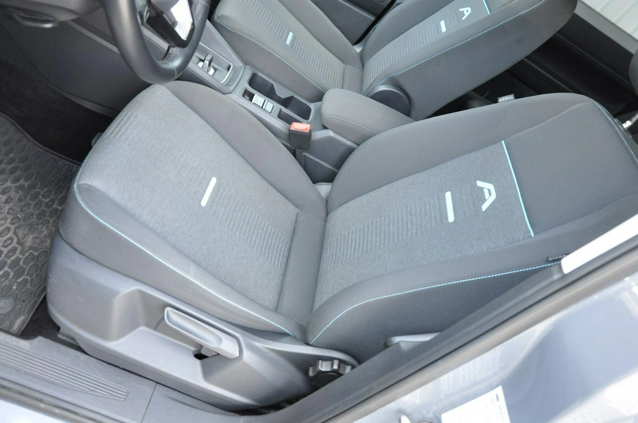 Ford Grand Tourneo Connect - Zdjęcie 11
