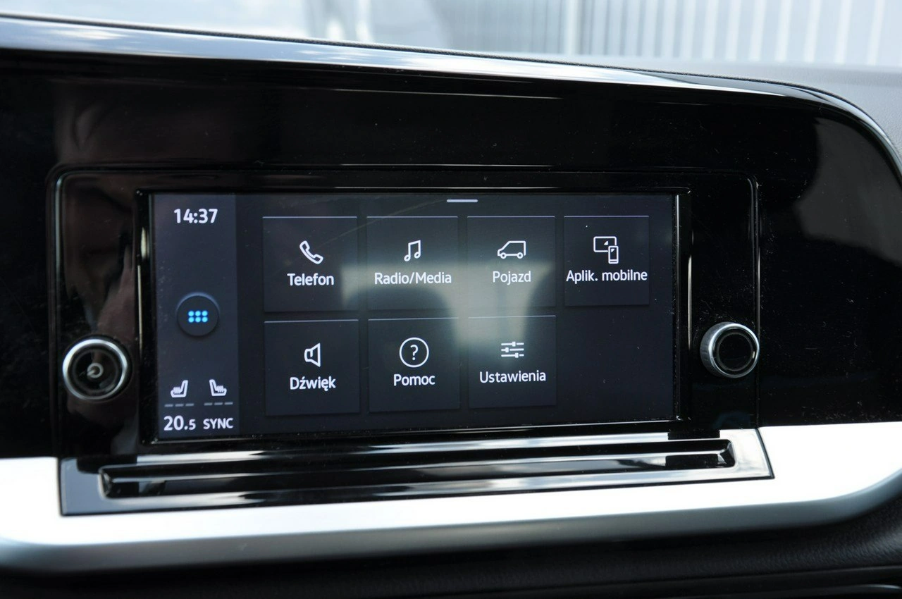 Ford Grand Tourneo Connect - Zdjęcie 16