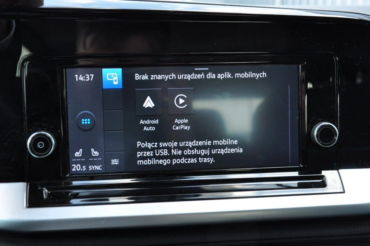 Ford Grand Tourneo Connect - Zdjęcie 17
