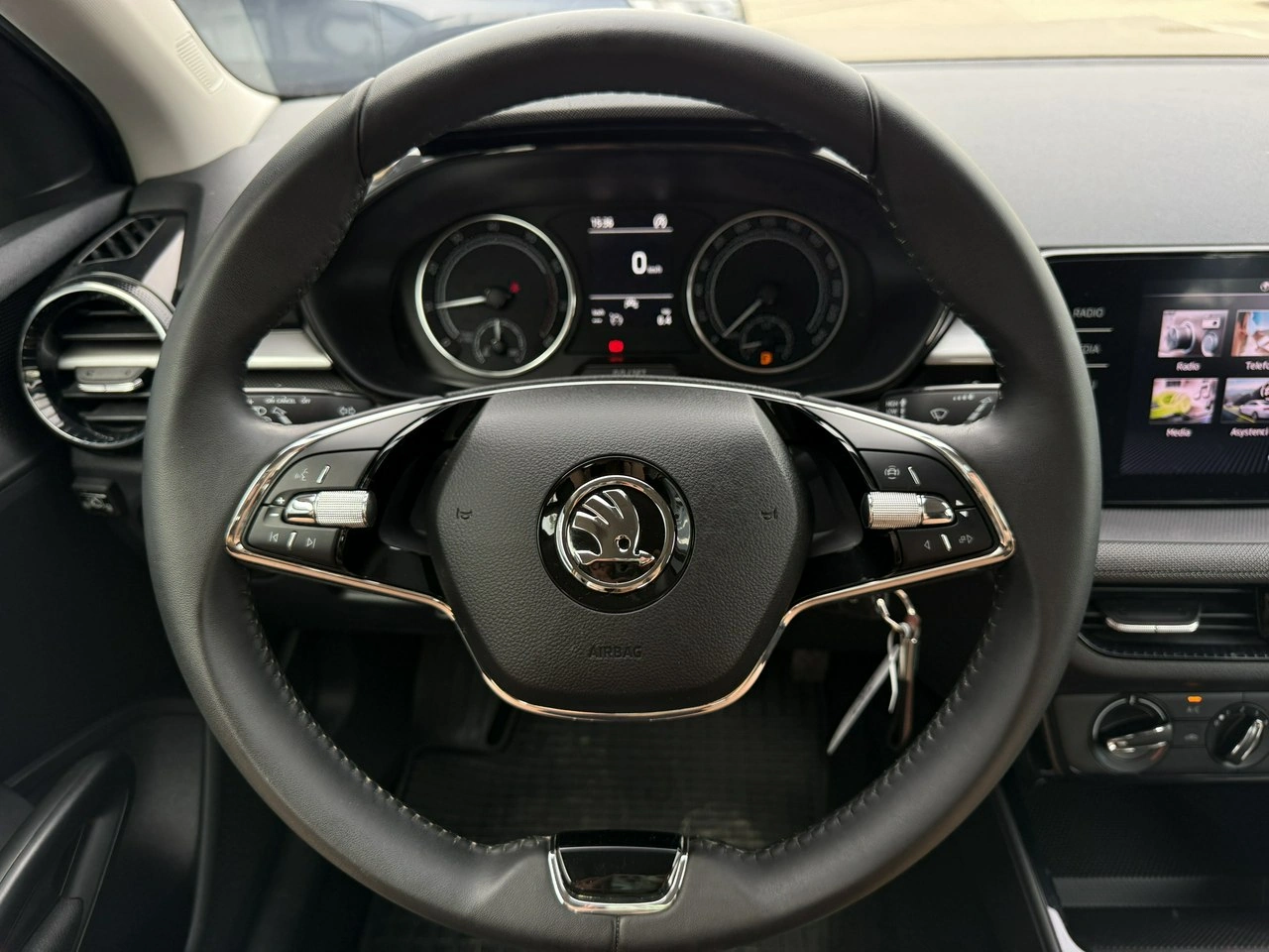 Skoda Fabia - Zdjęcie 12