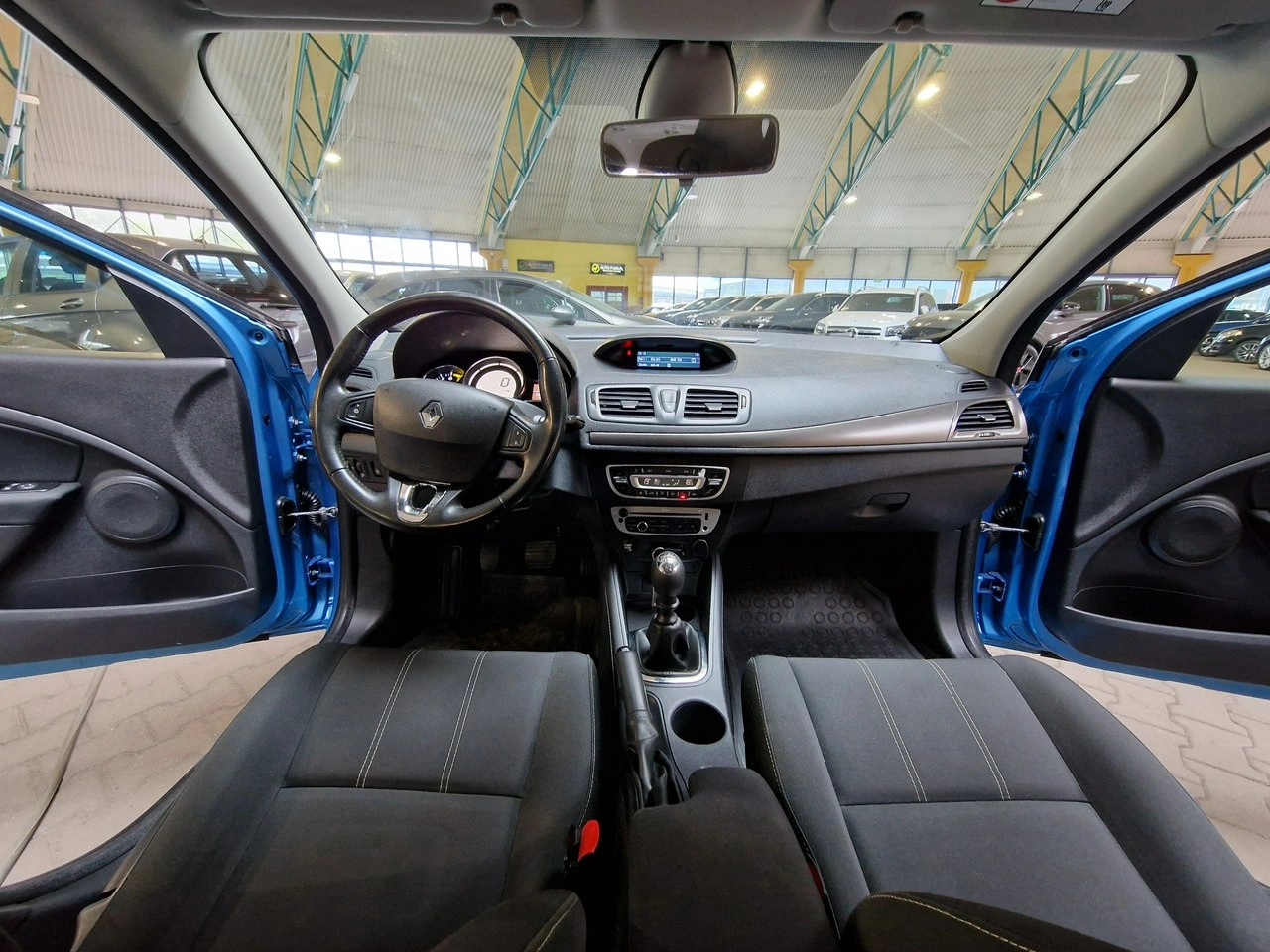 Renault Megane - Zdjęcie 17