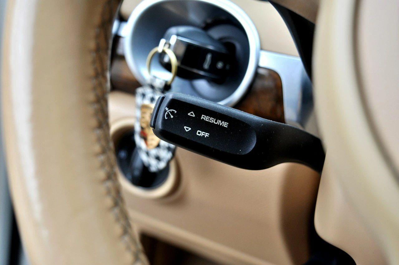 Porsche Cayenne - Zdjęcie 21