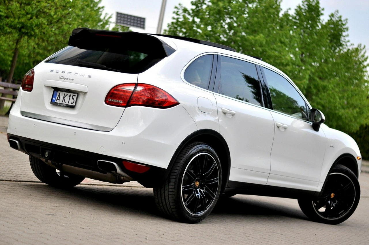 Porsche Cayenne - Zdjęcie 2