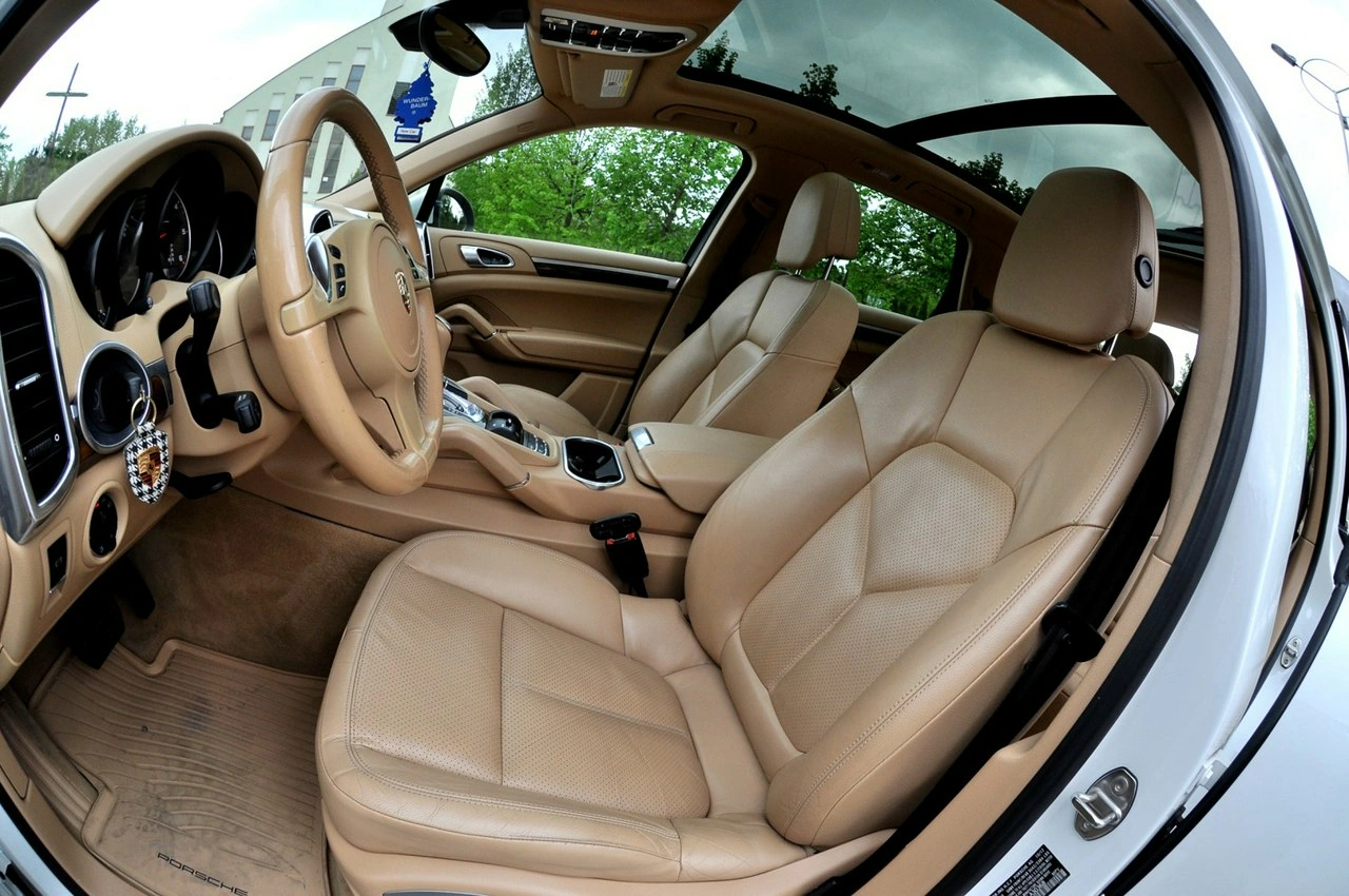 Porsche Cayenne - Zdjęcie 6