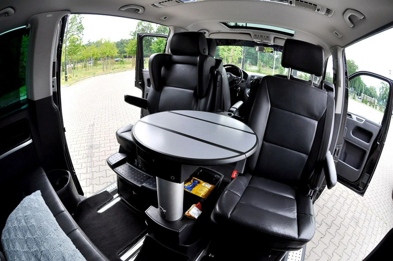 Volkswagen Multivan - Zdjęcie 9