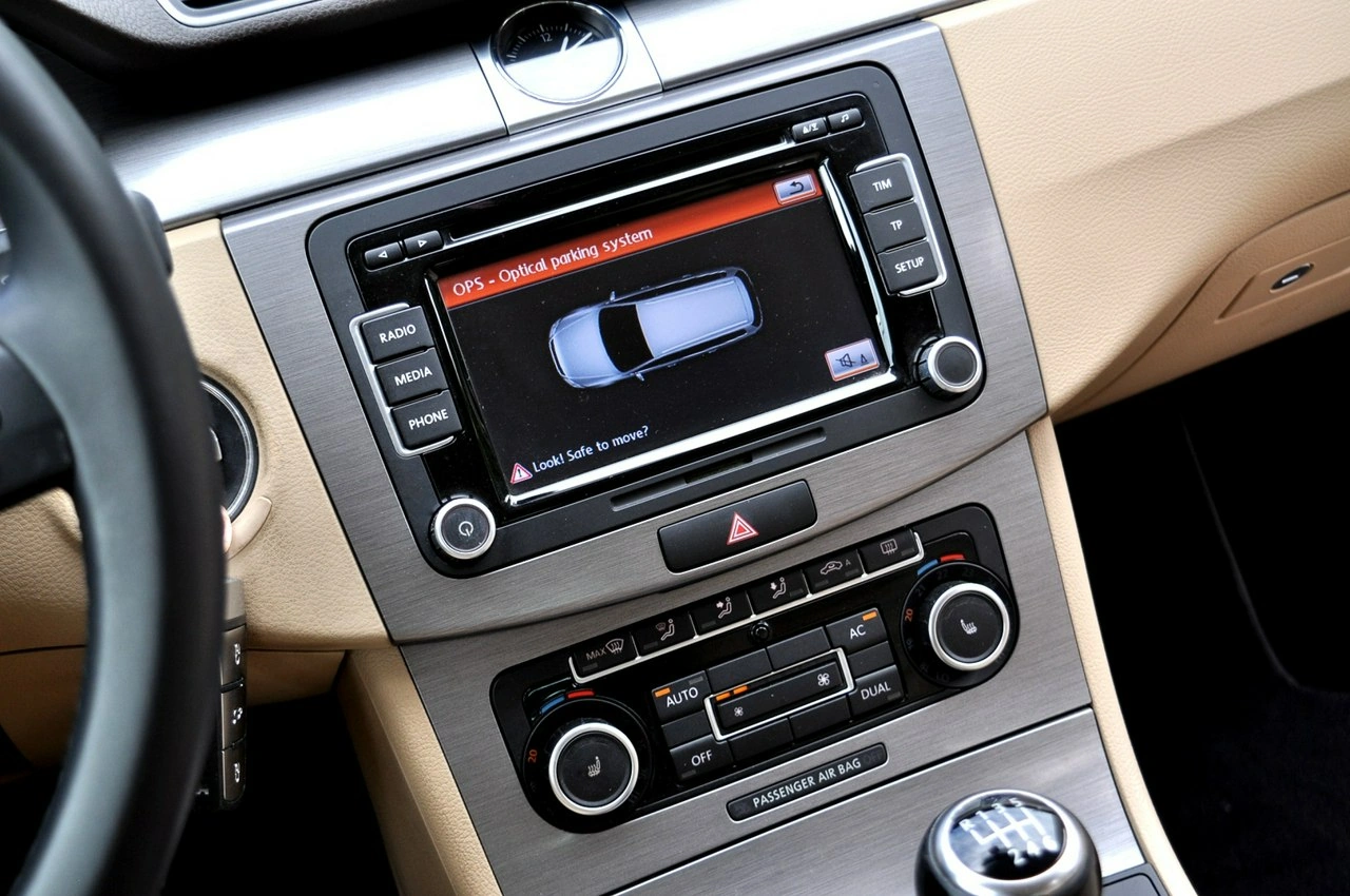 Volkswagen Passat - Zdjęcie 19