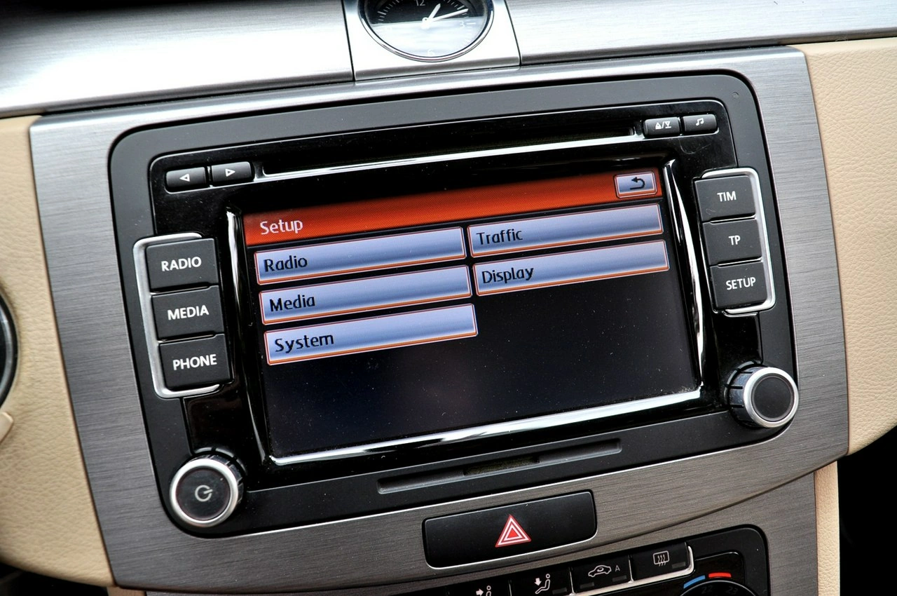 Volkswagen Passat - Zdjęcie 29