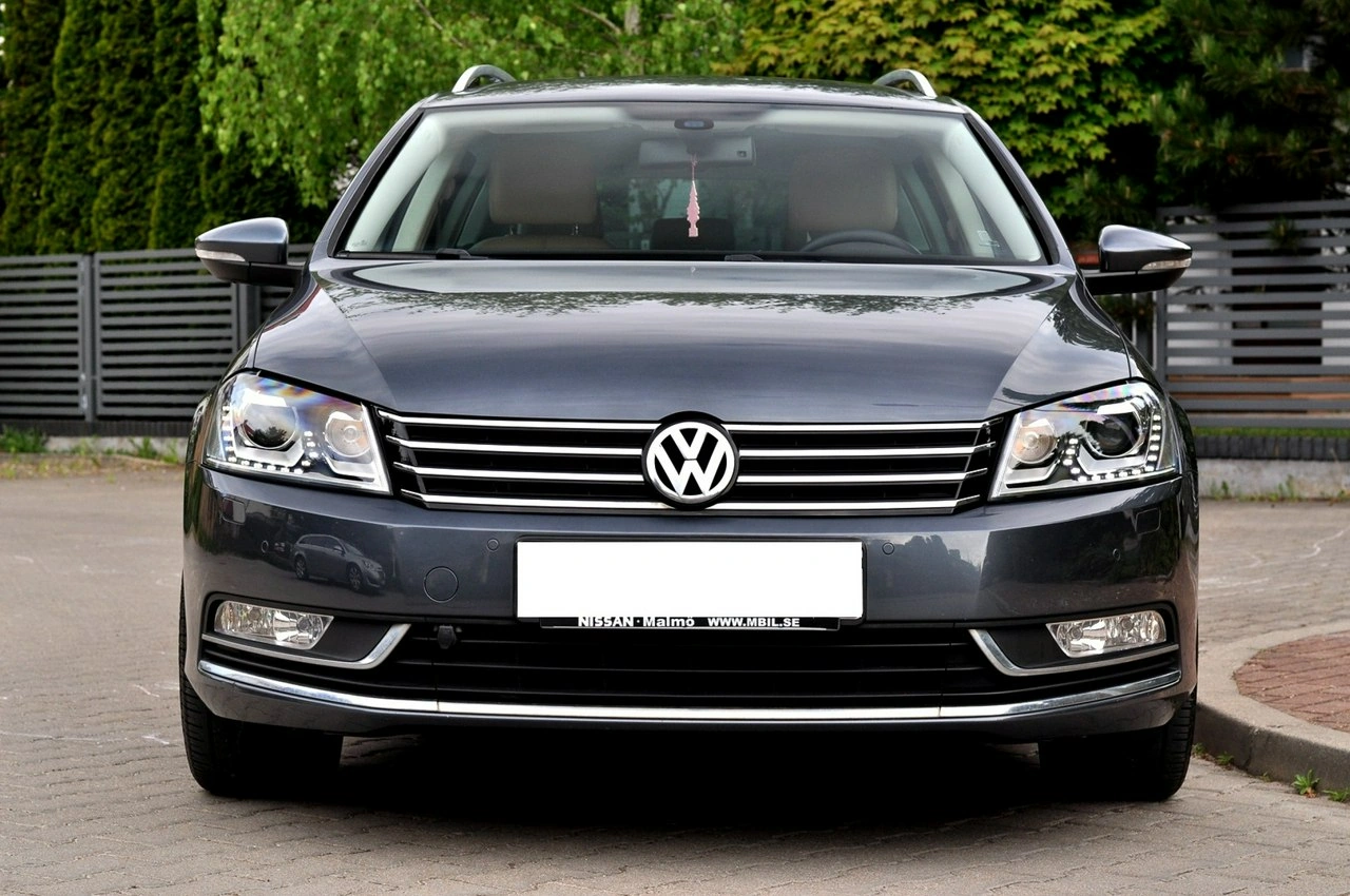 Volkswagen Passat - Zdjęcie 32