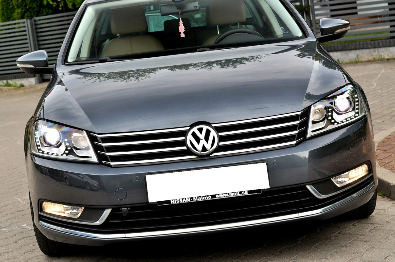 Volkswagen Passat - Zdjęcie 37