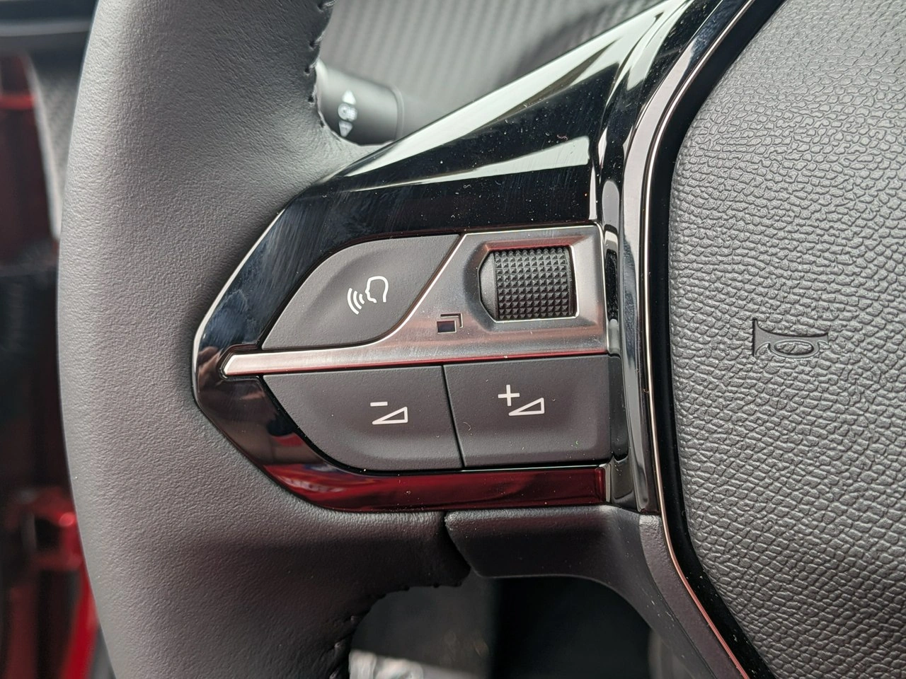 Peugeot 2008 - Zdjęcie 13