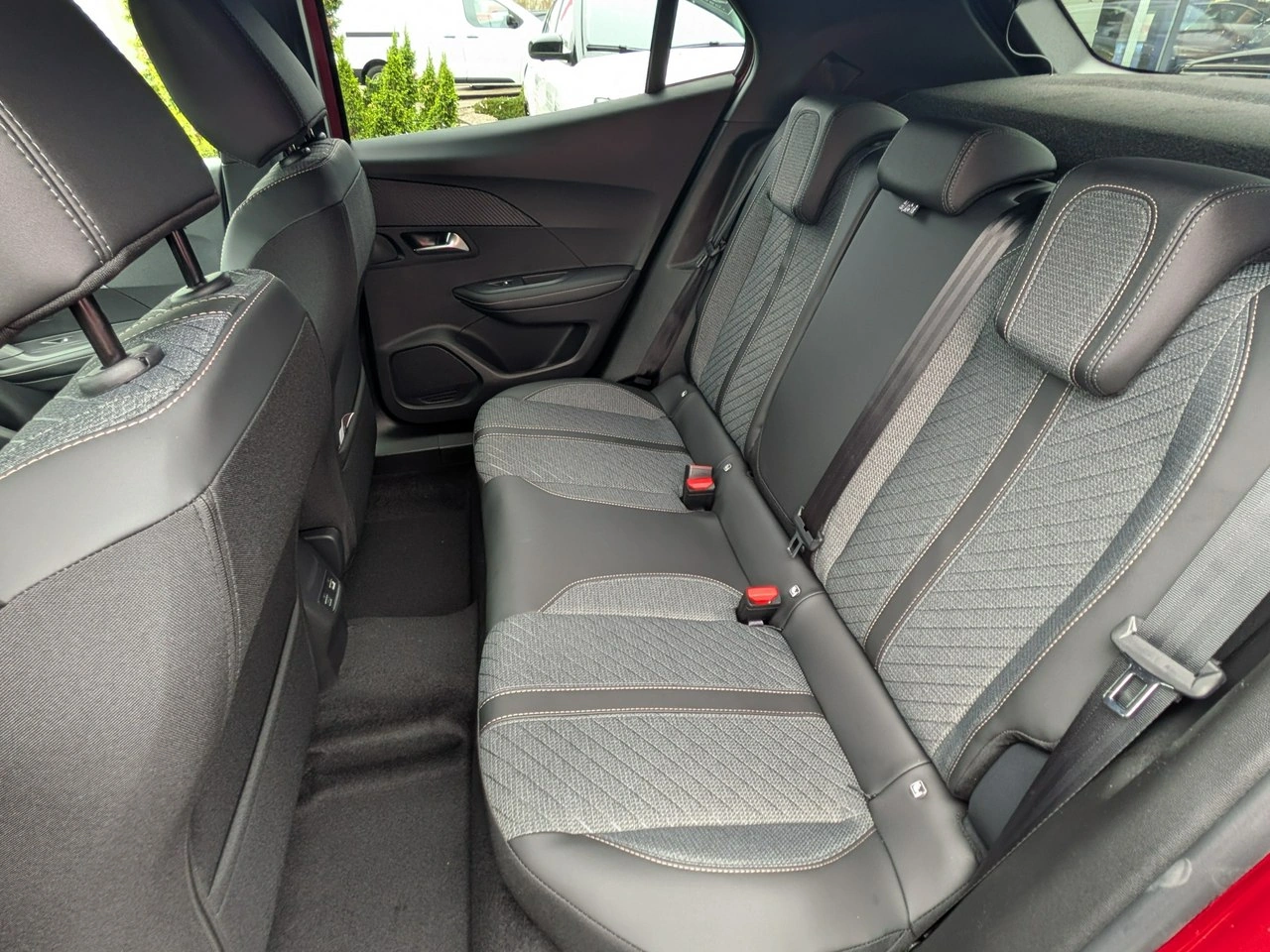 Peugeot 2008 - Zdjęcie 20