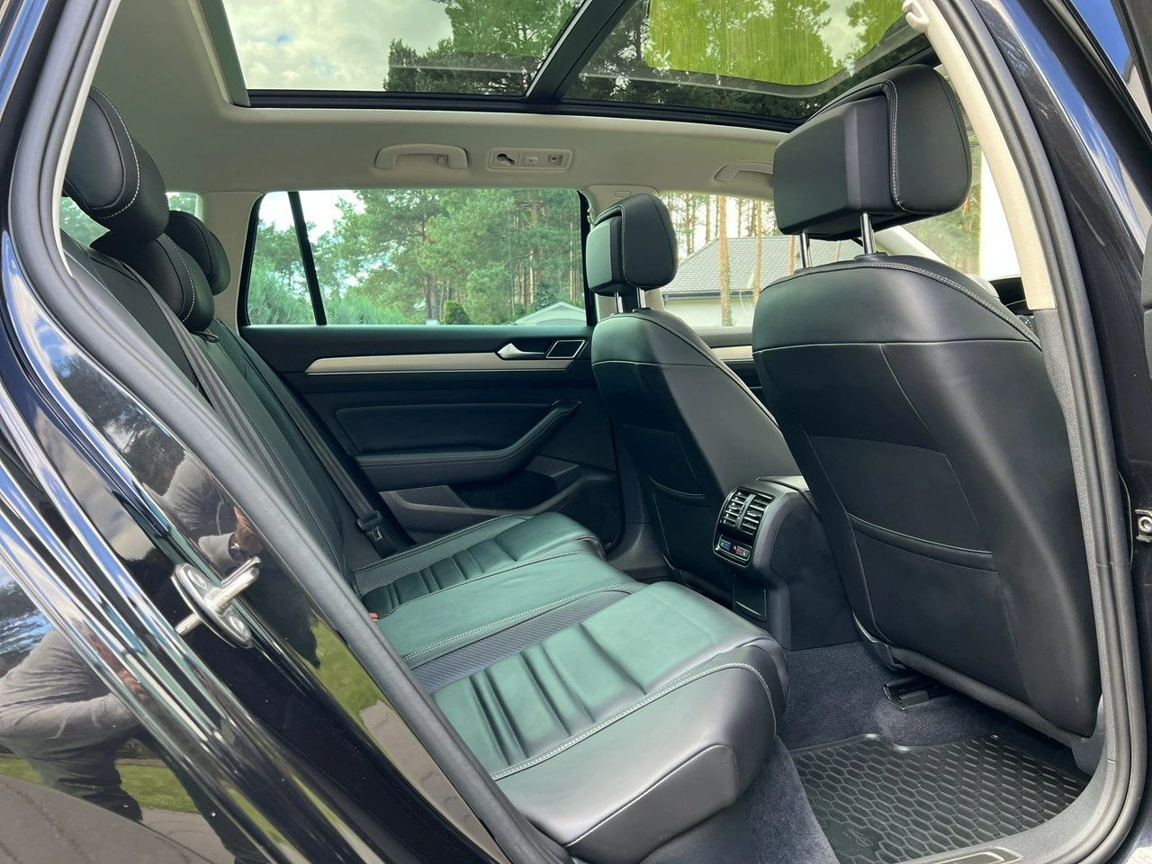 Volkswagen Passat - Zdjęcie 10