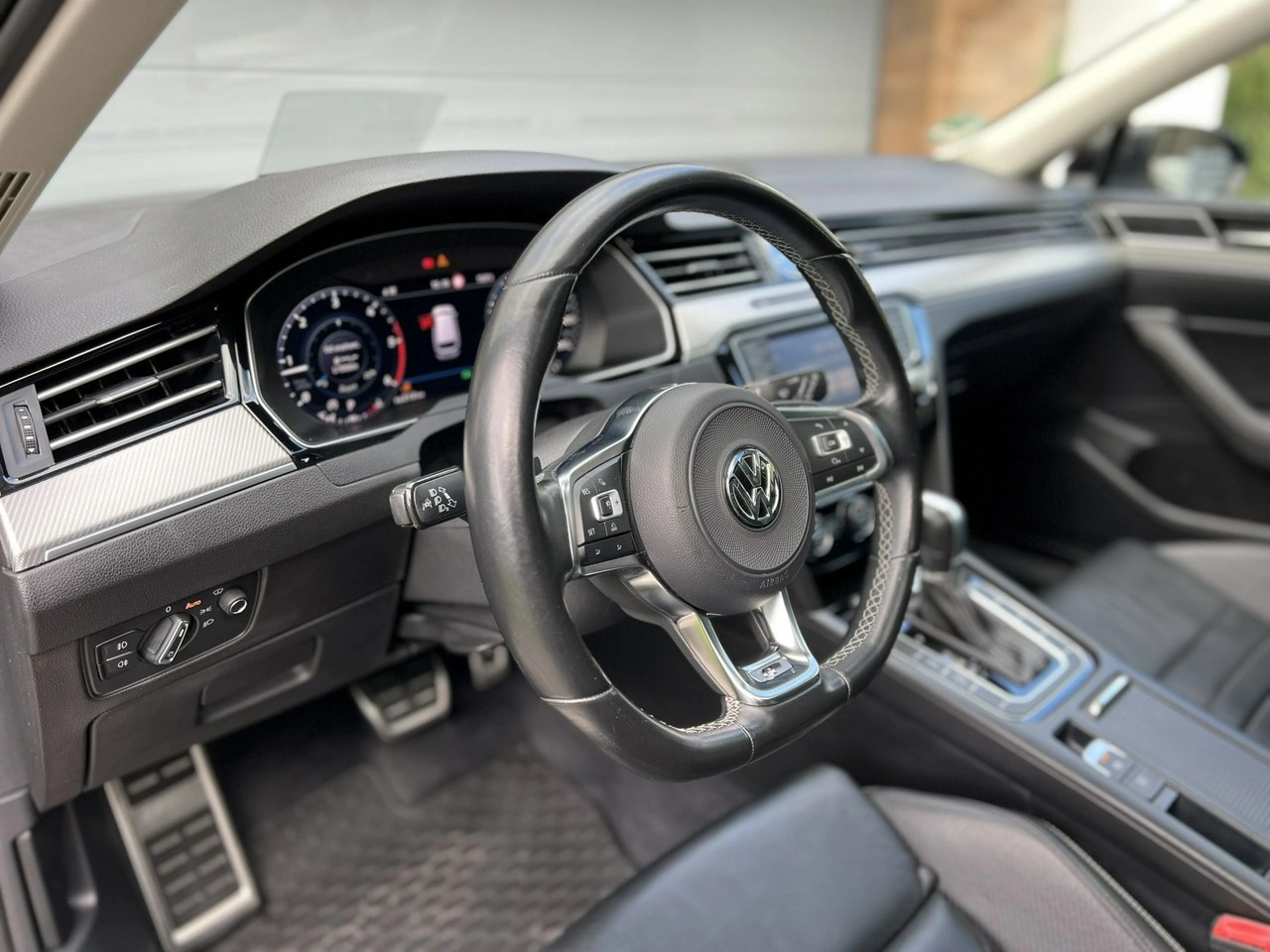 Volkswagen Passat - Zdjęcie 12