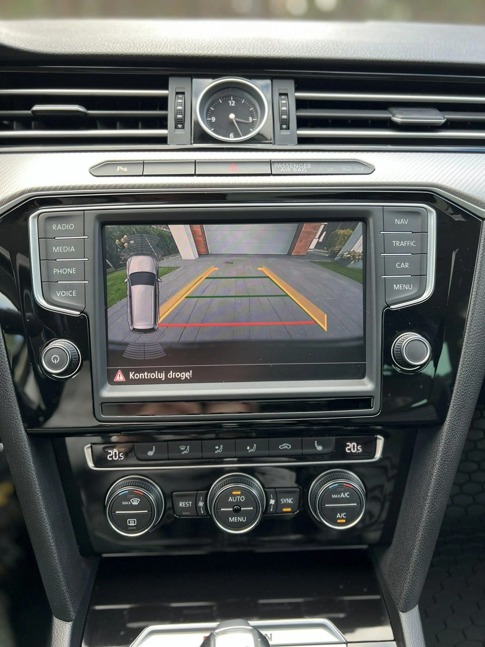 Volkswagen Passat - Zdjęcie 15