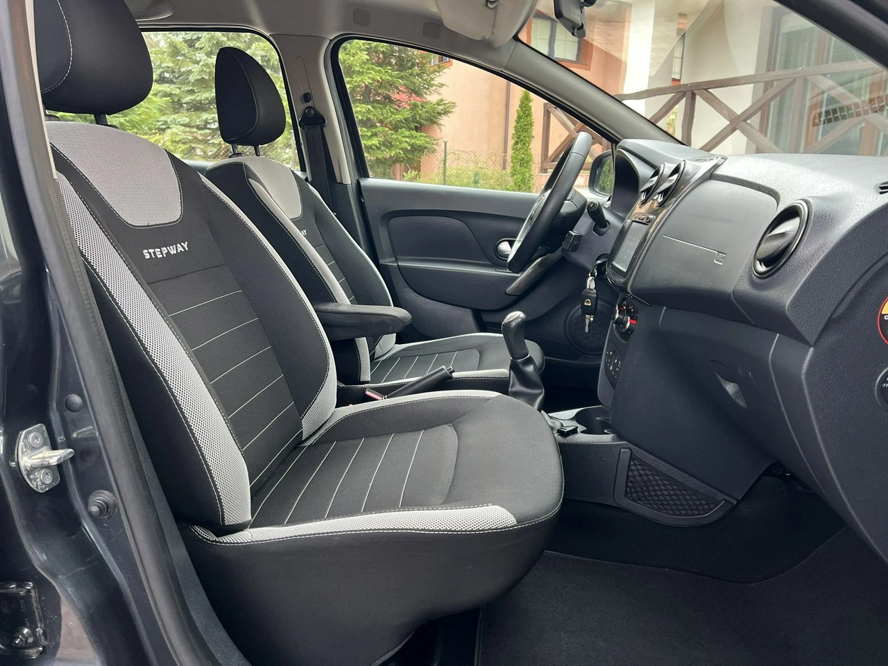 Dacia Sandero Stepway - Zdjęcie 9