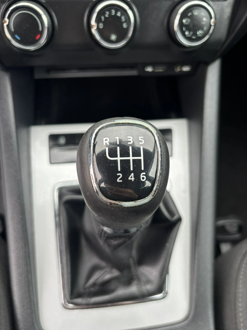 Skoda Octavia - Zdjęcie 34