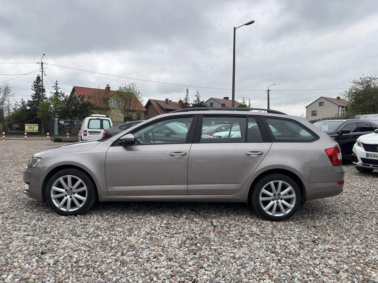 Skoda Octavia - Zdjęcie 4