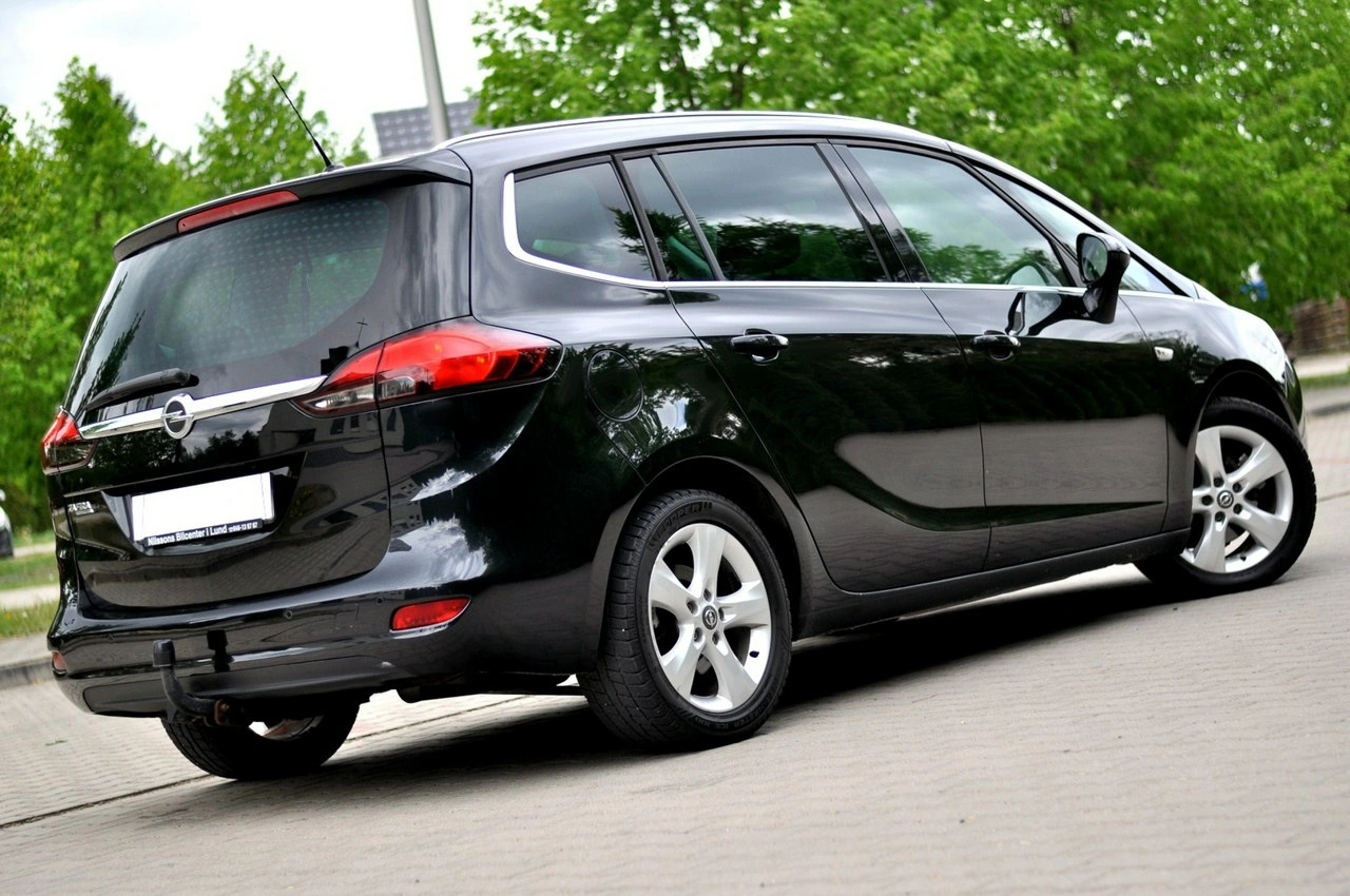 Opel Zafira - Zdjęcie 26