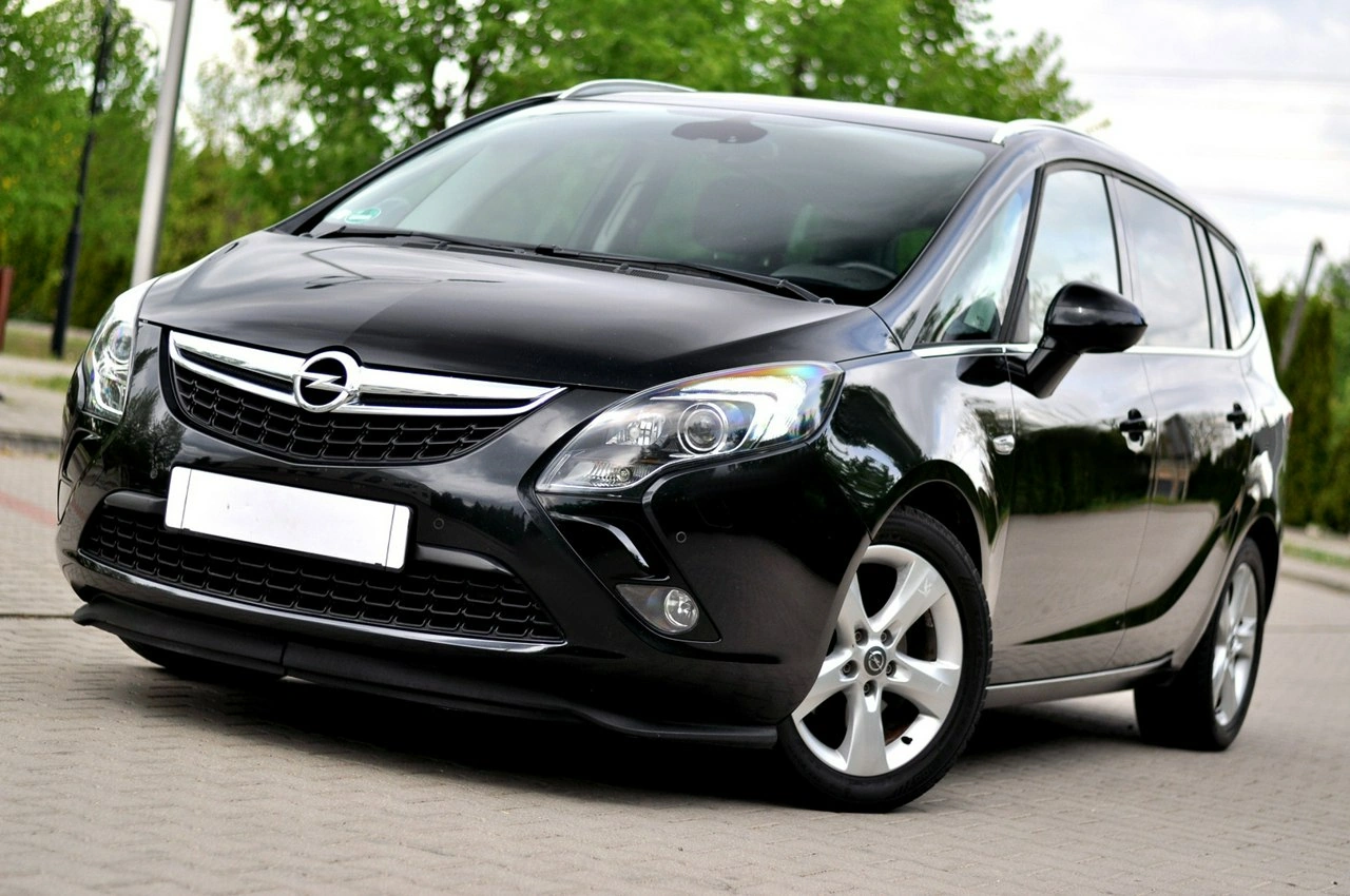 Opel Zafira - Zdjęcie 27