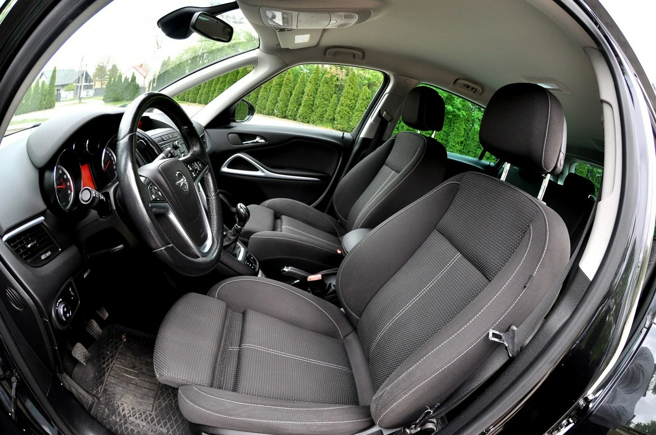 Opel Zafira - Zdjęcie 6