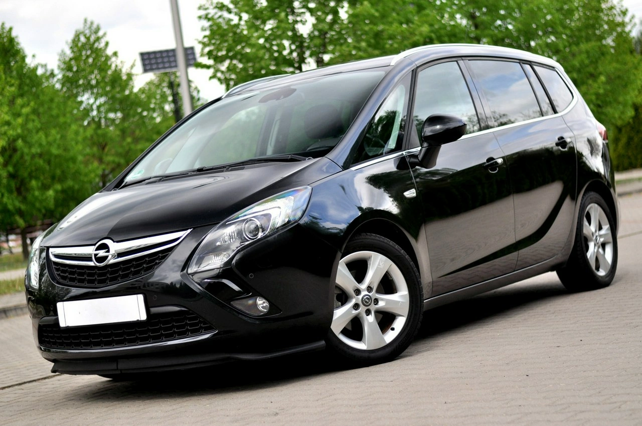 Opel Zafira - Główne zdjęcie