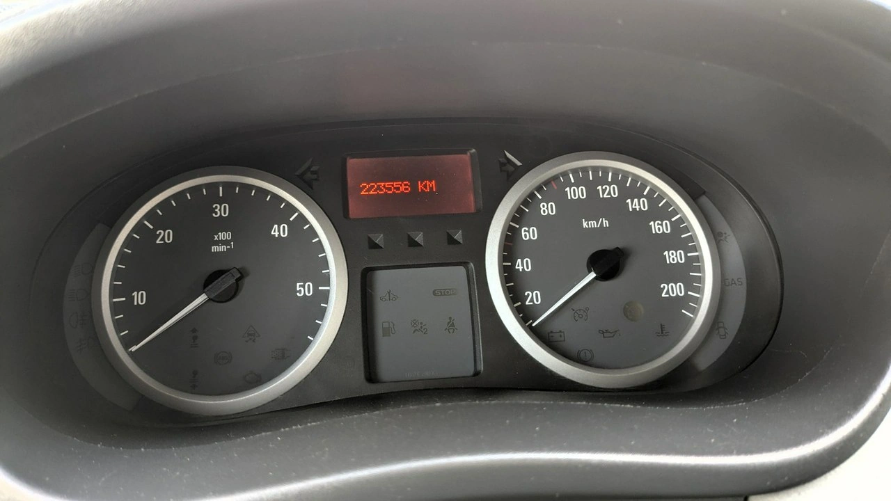 Opel Vivaro - Zdjęcie 20