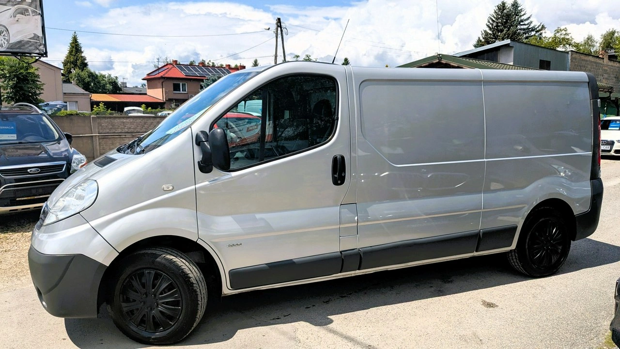 Opel Vivaro - Zdjęcie 2
