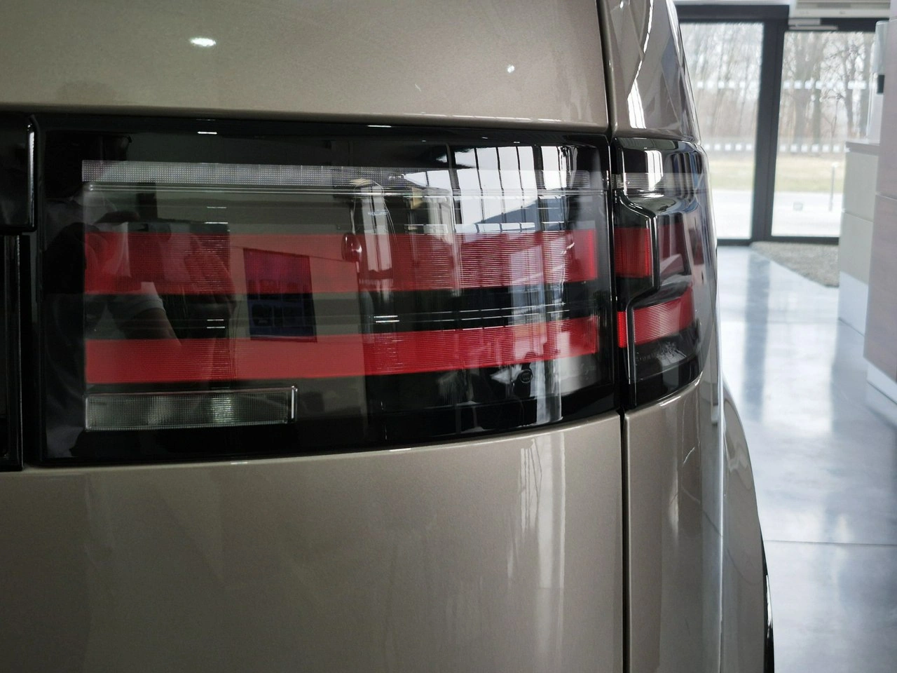 Land Rover Discovery - Zdjęcie 9