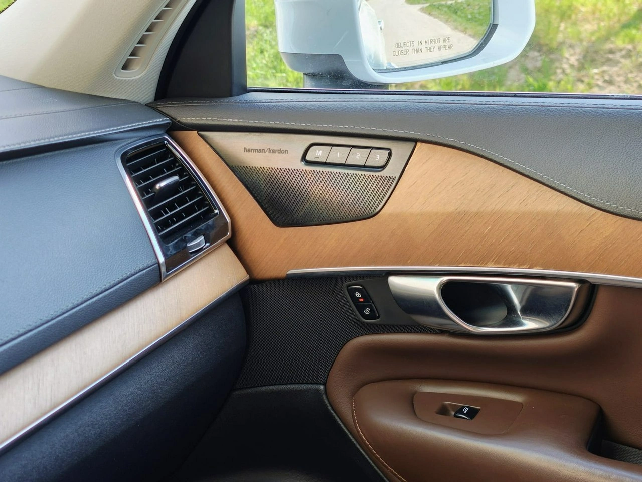 Volvo XC 90 - Zdjęcie 16