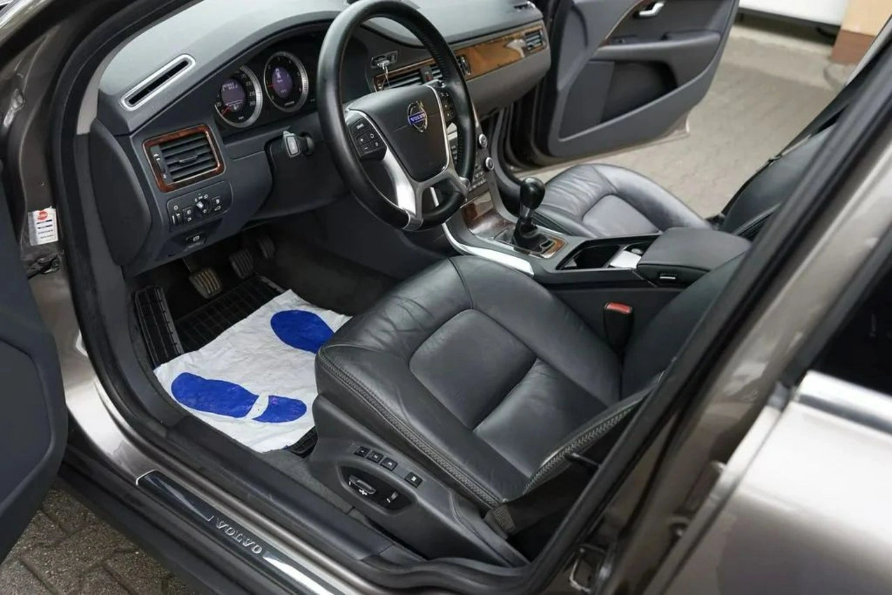Volvo XC 70 - Zdjęcie 11