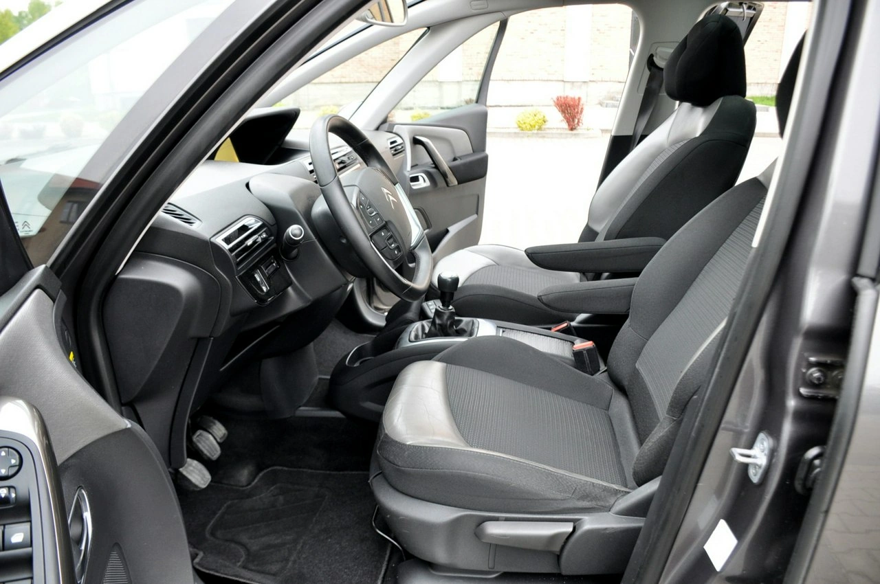 Citroën C4 Grand Picasso - Zdjęcie 22