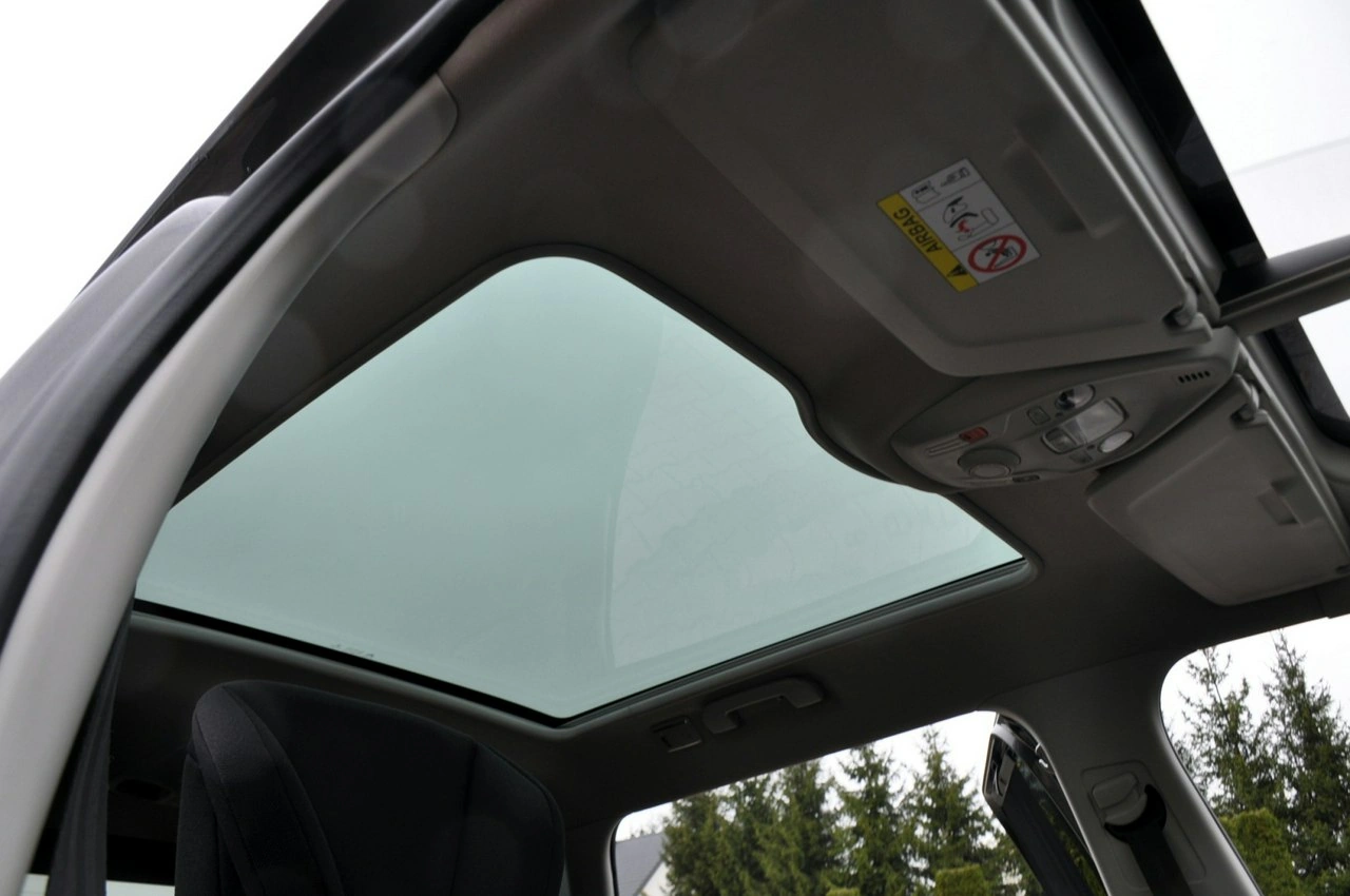 Citroën C4 Grand Picasso - Zdjęcie 32