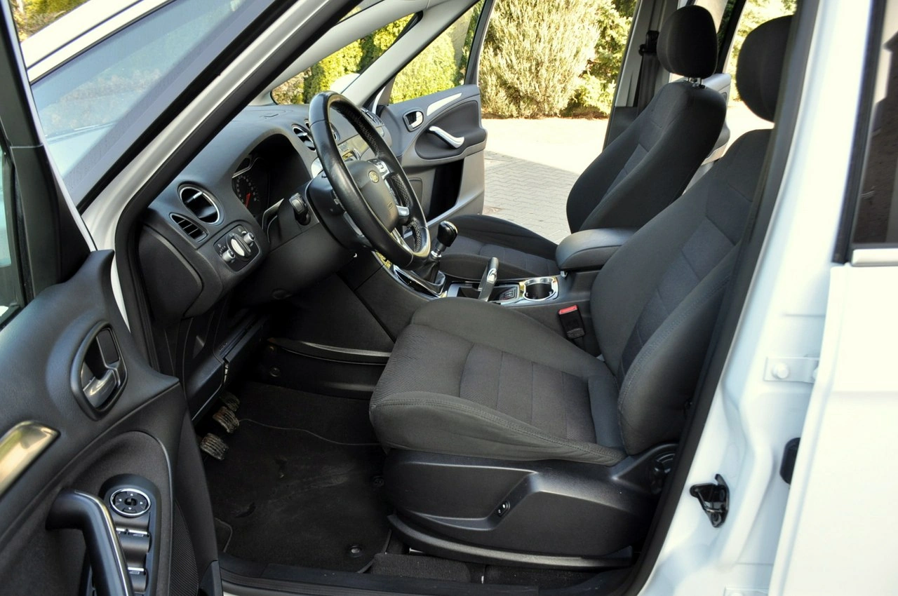 Ford S-Max - Zdjęcie 20