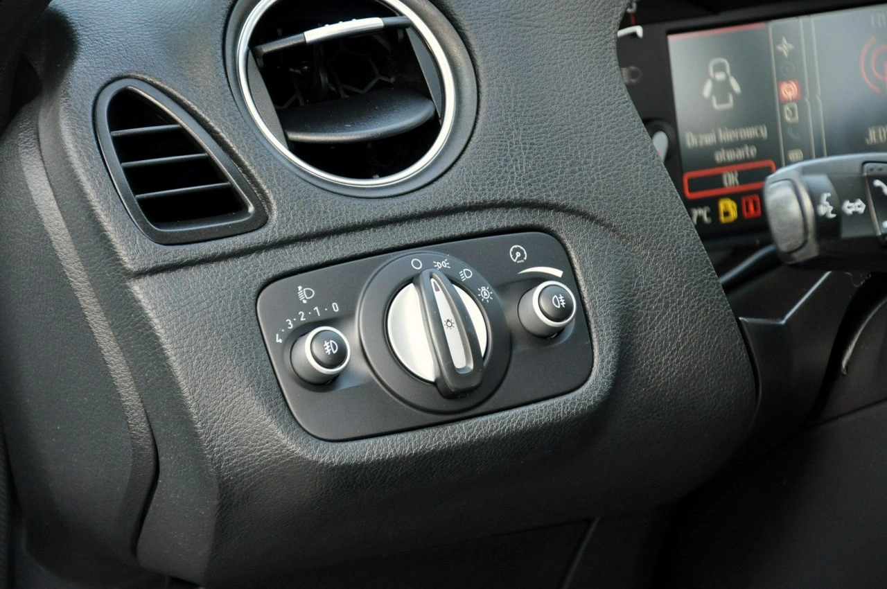 Ford S-Max - Zdjęcie 35
