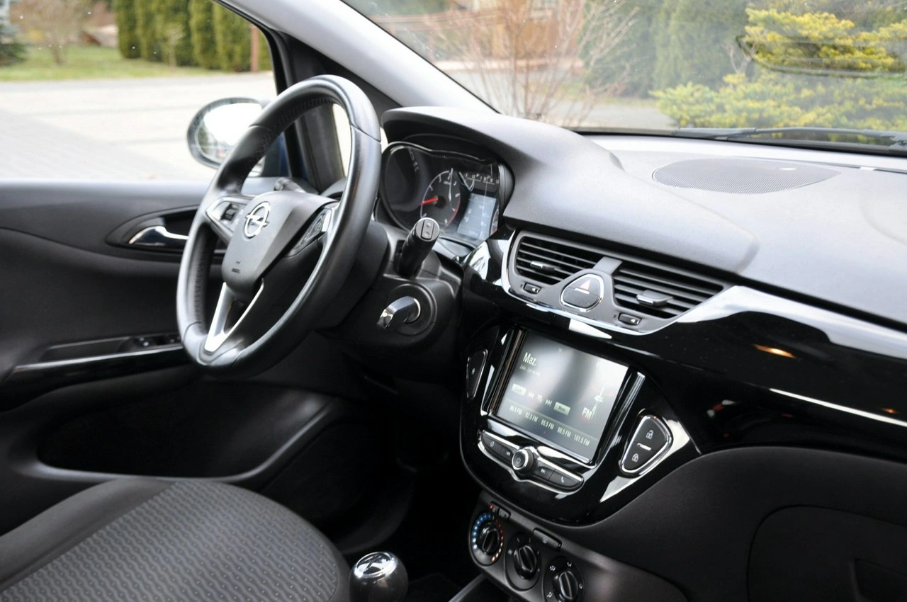 Opel Corsa - Zdjęcie 17