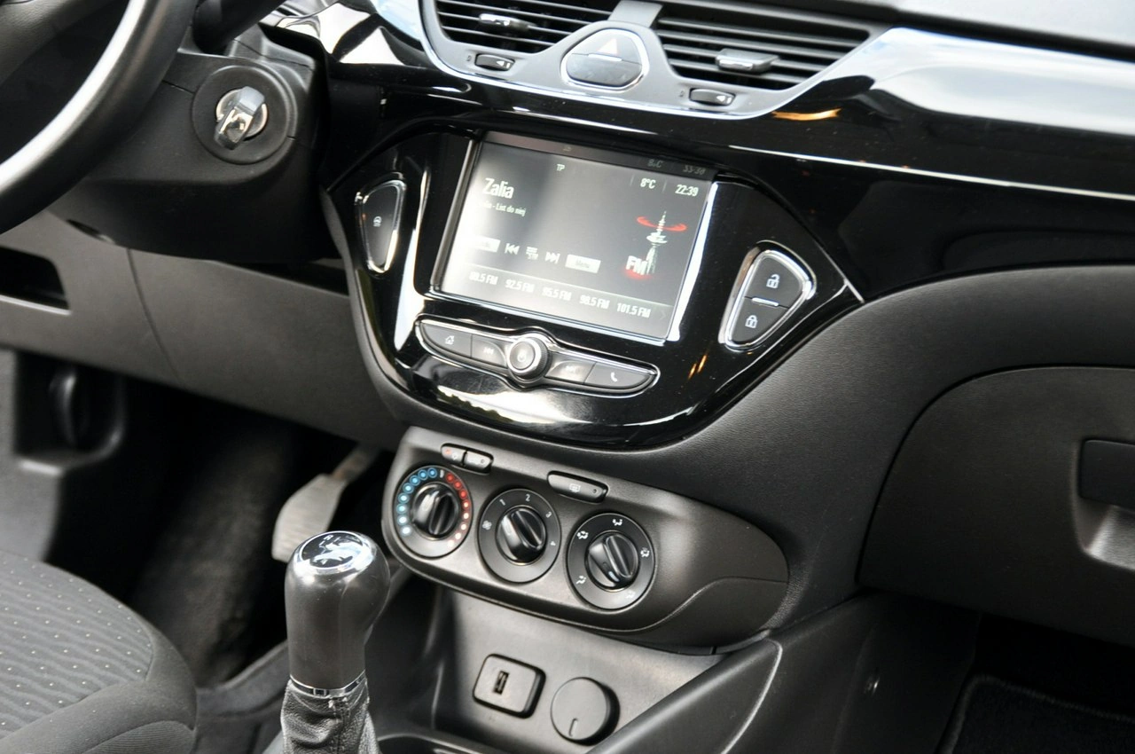 Opel Corsa - Zdjęcie 25