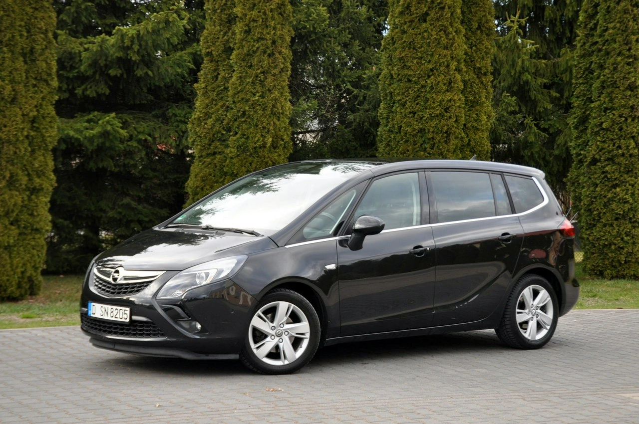 Opel Zafira - Zdjęcie 10