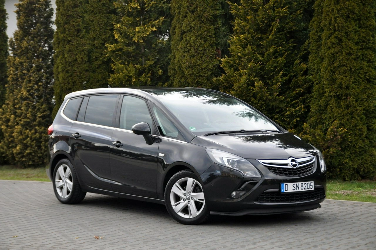Opel Zafira - Zdjęcie 2