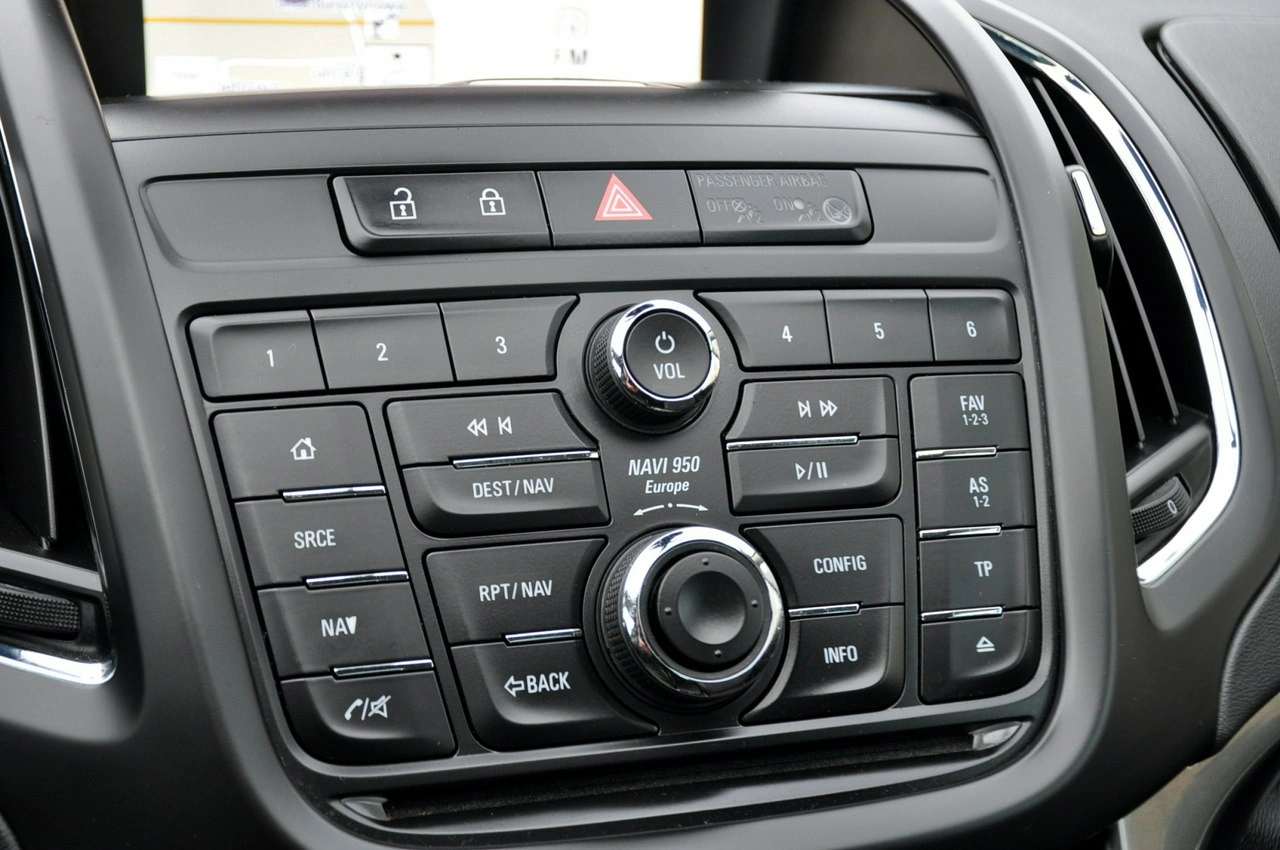 Opel Zafira - Zdjęcie 33