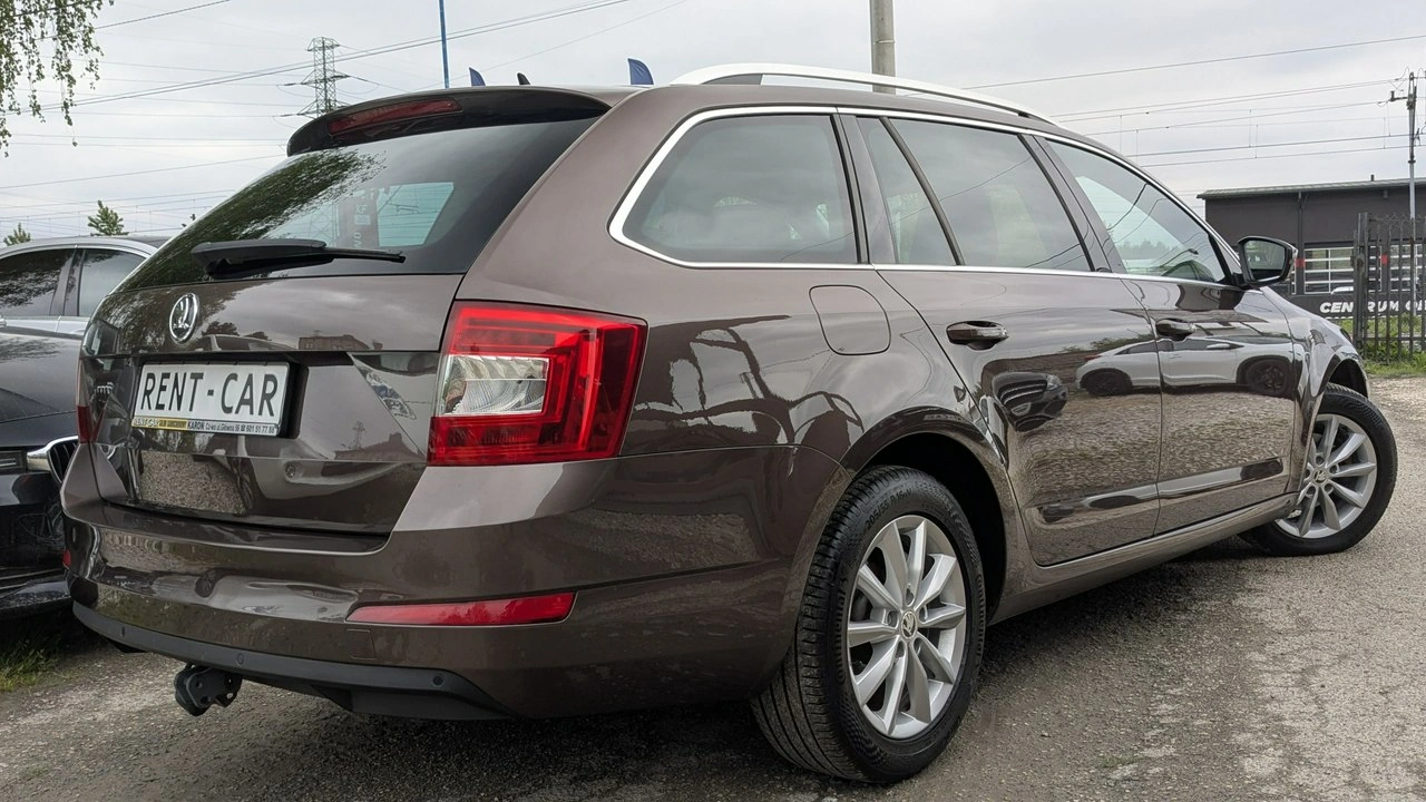 Skoda Octavia - Zdjęcie 10