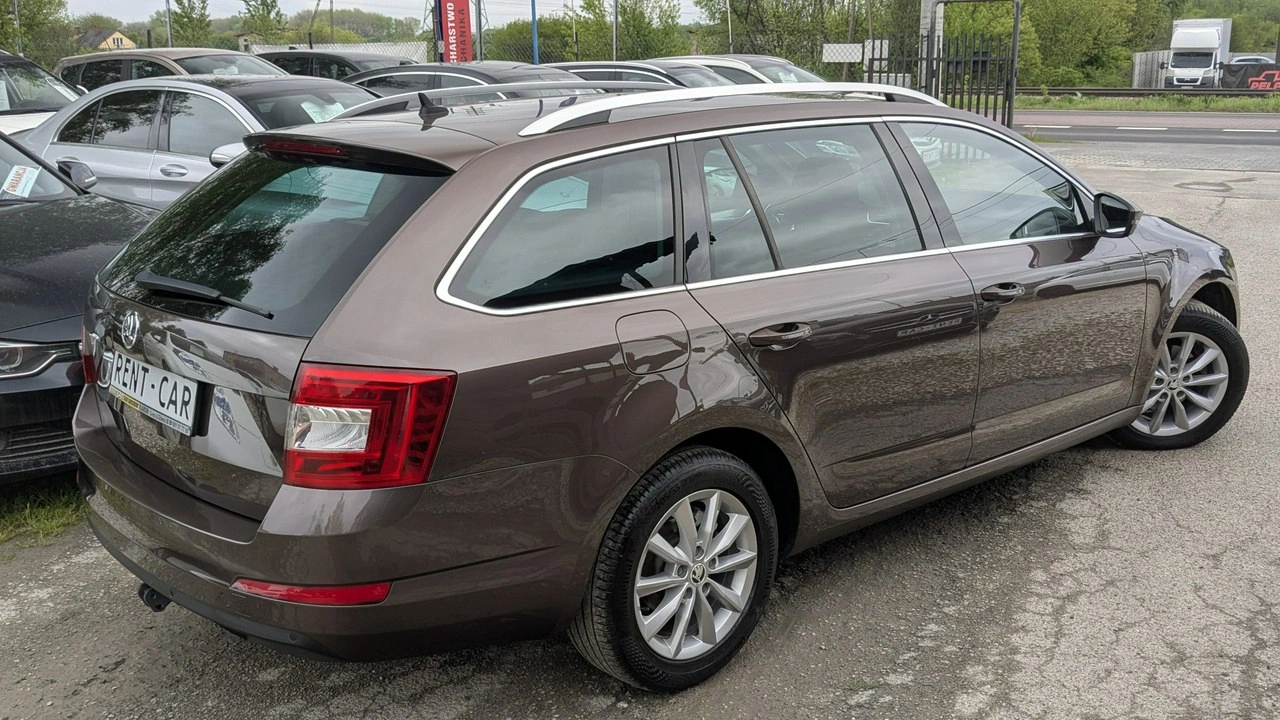 Skoda Octavia - Zdjęcie 11