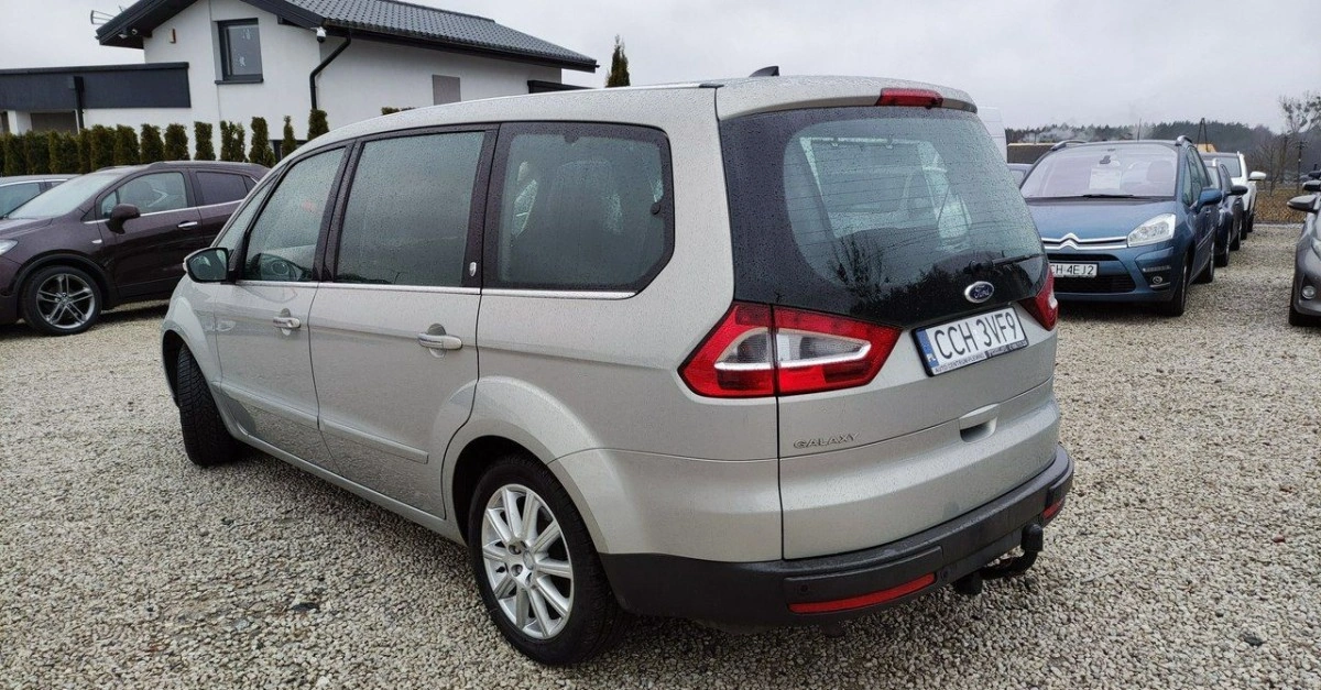 Ford Galaxy - Zdjęcie 4