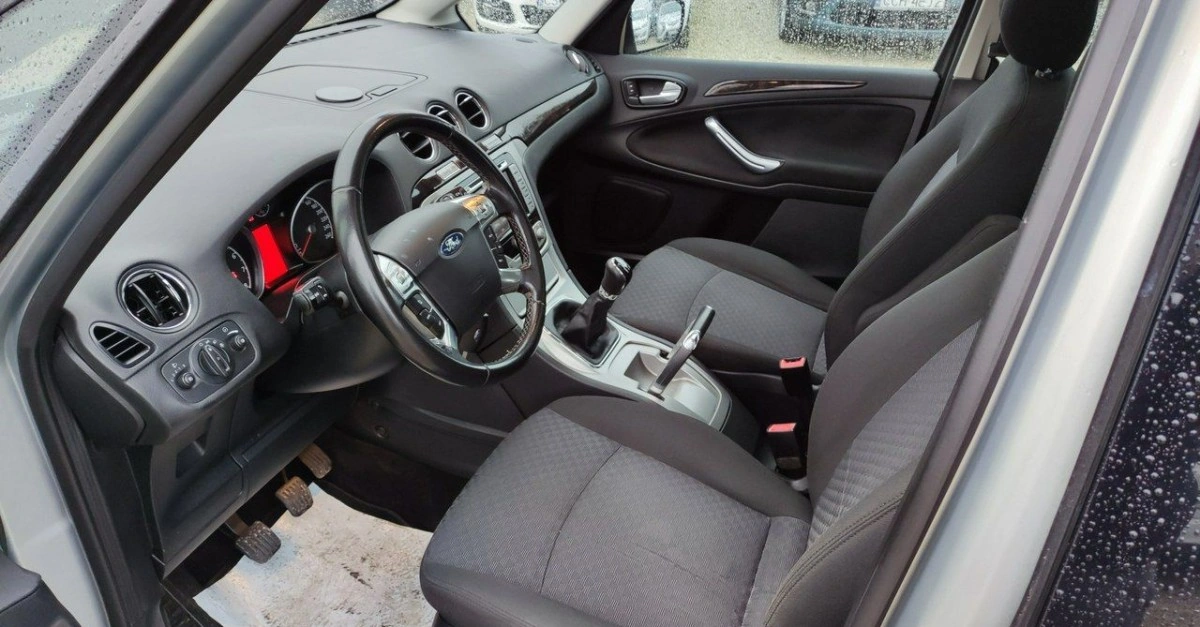 Ford Galaxy - Zdjęcie 6