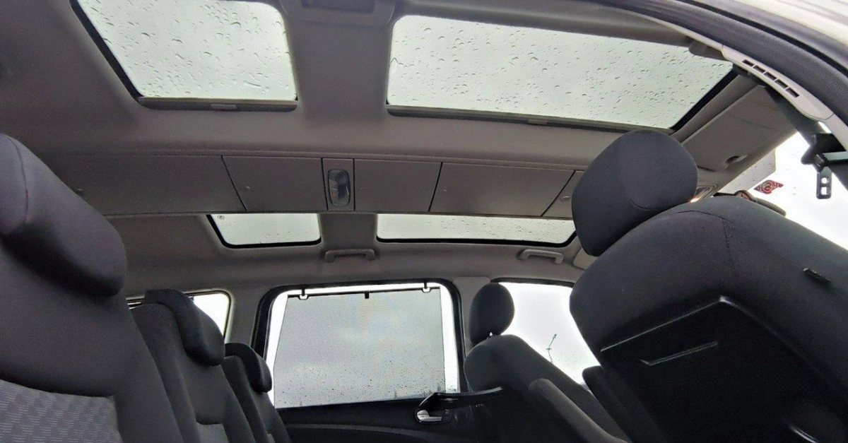 Ford Galaxy - Zdjęcie 24