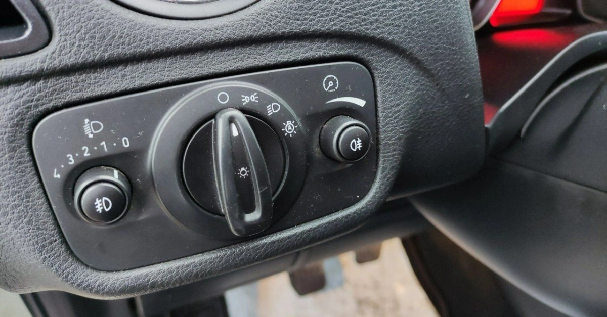 Ford Galaxy - Zdjęcie 27