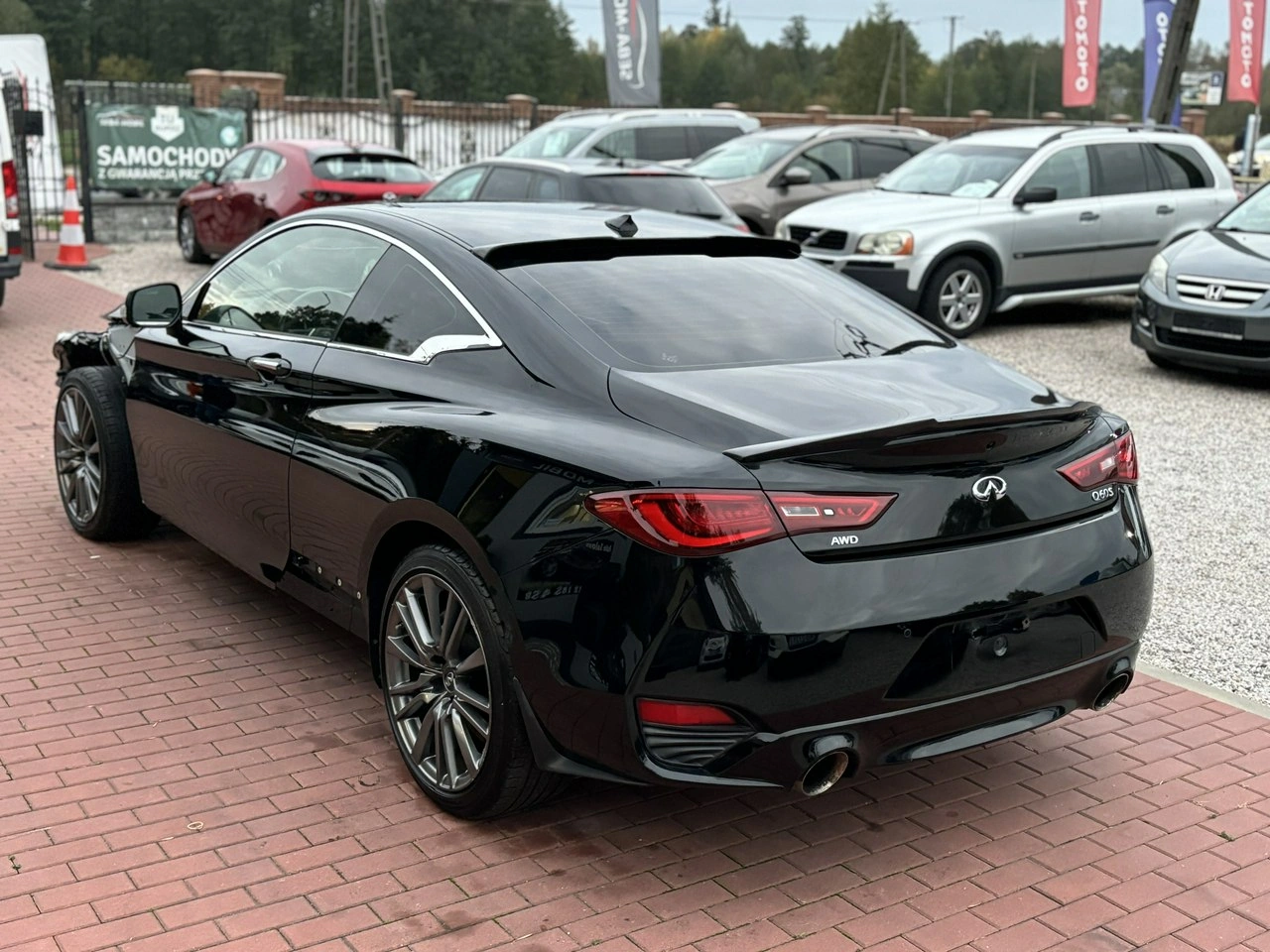 Infiniti Q60 - Zdjęcie 10