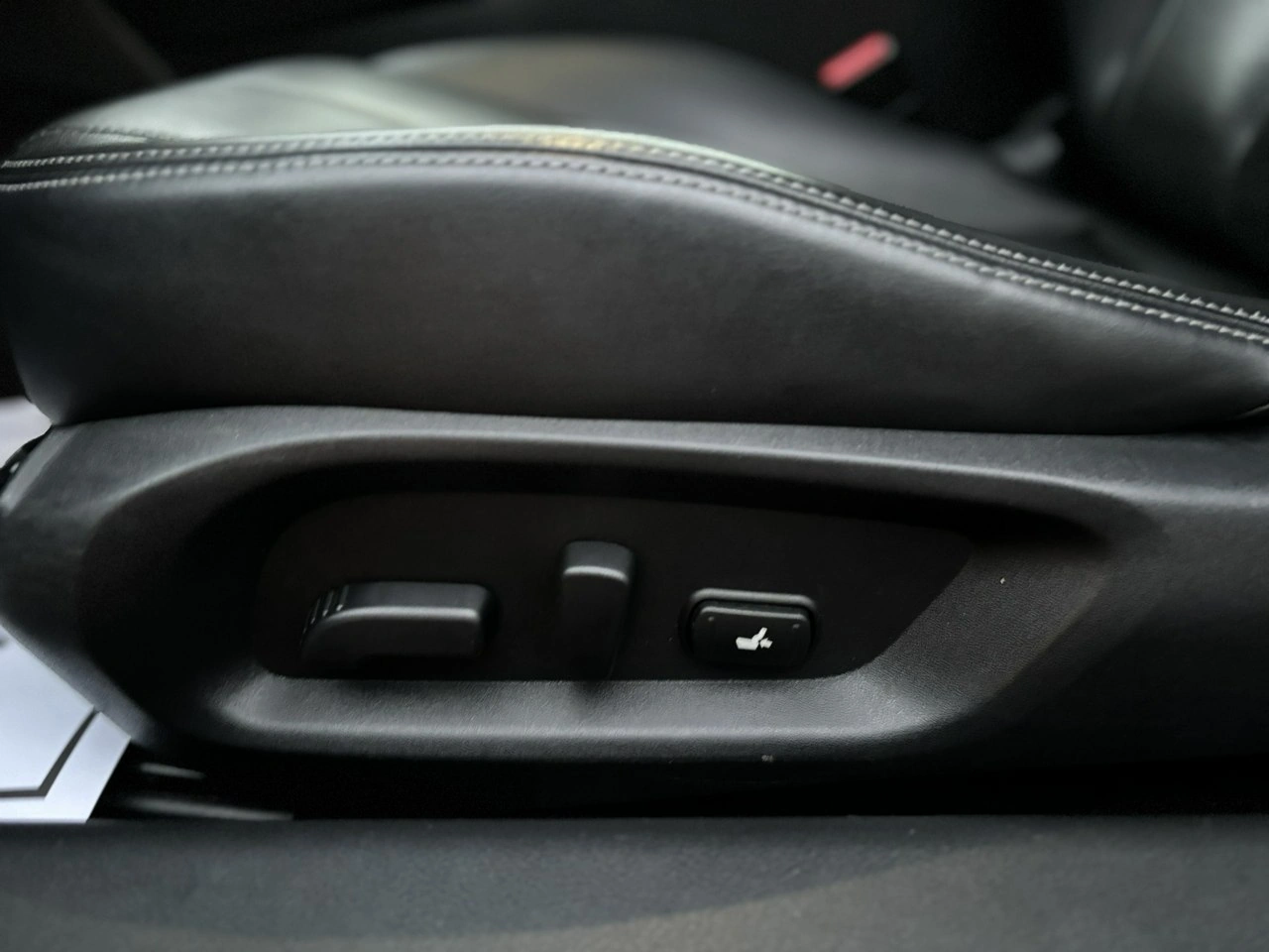 Infiniti Q60 - Zdjęcie 15