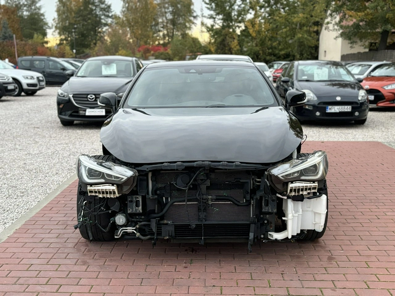 Infiniti Q60 - Zdjęcie 2