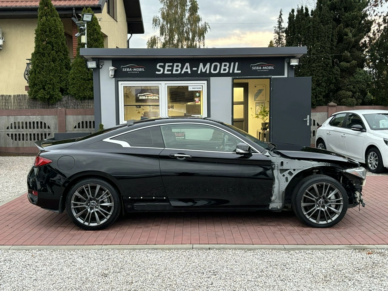 Infiniti Q60 - Zdjęcie 5