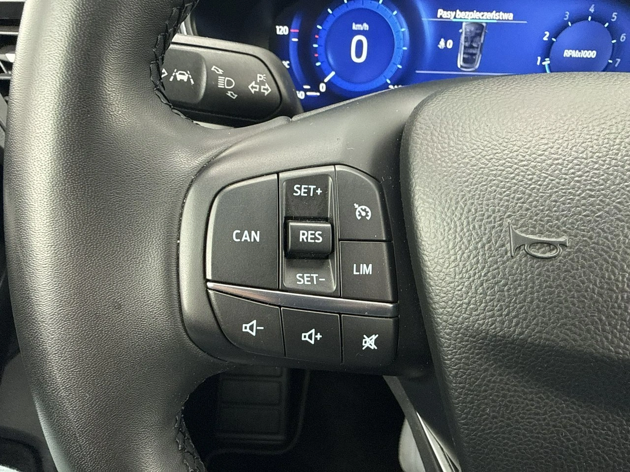 Ford Focus - Zdjęcie 10